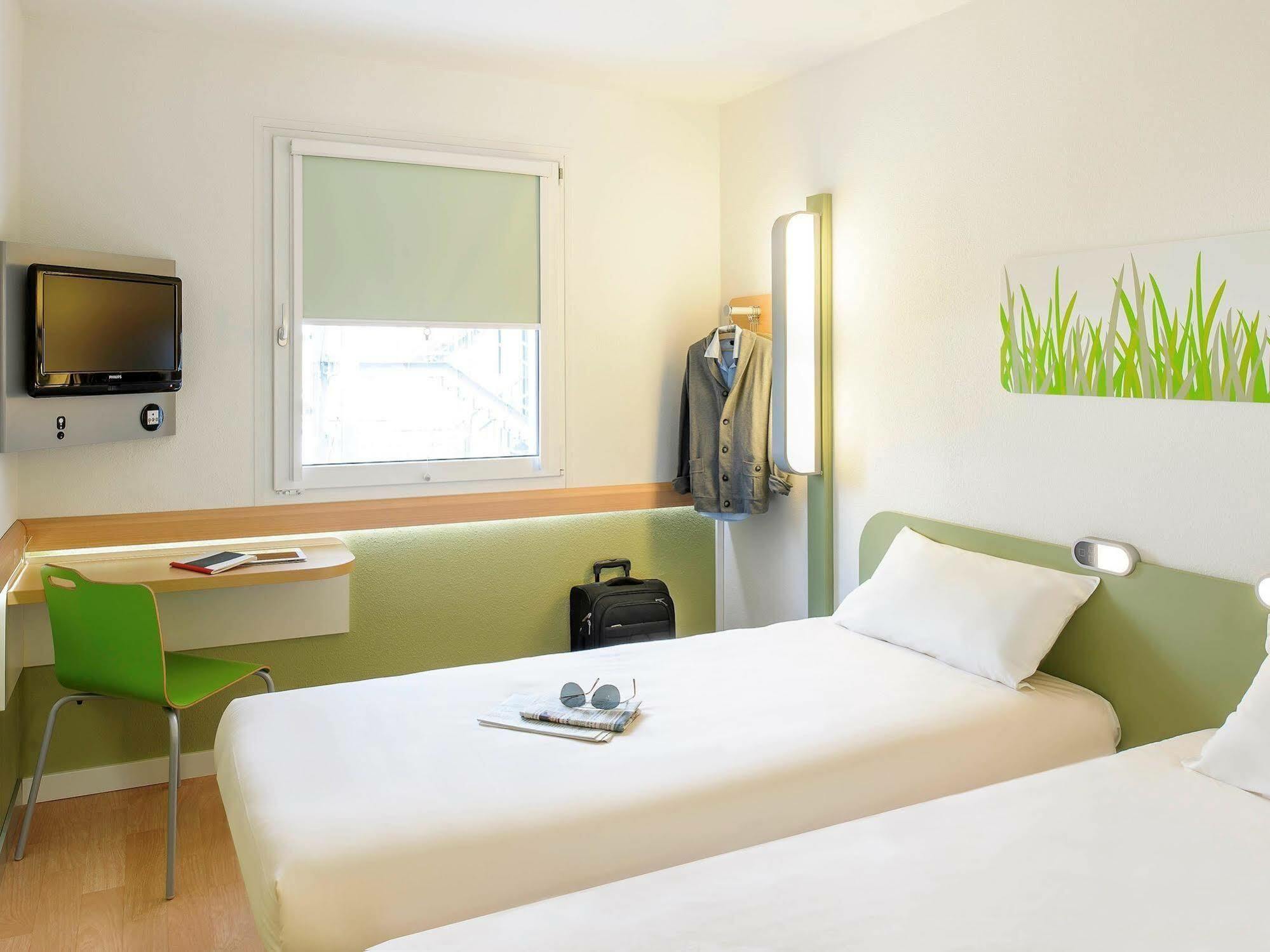 Ibis Budget Fontainebleau Avon Eksteriør billede