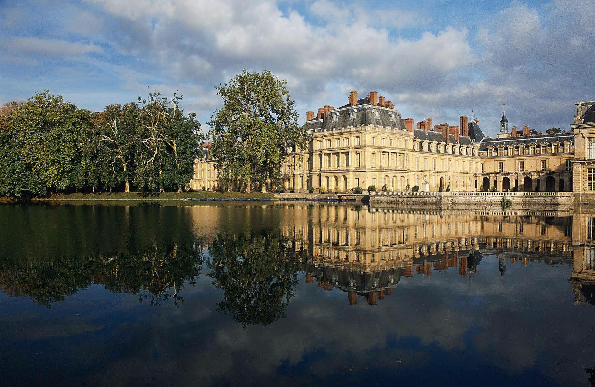 Ibis Budget Fontainebleau Avon Eksteriør billede